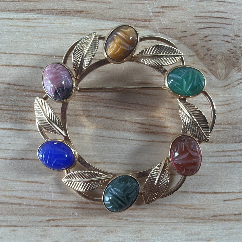 Vintage 12k Gold Filled V.D. Van Dell Carved Scarabs Multi Stone Wreath Brooch